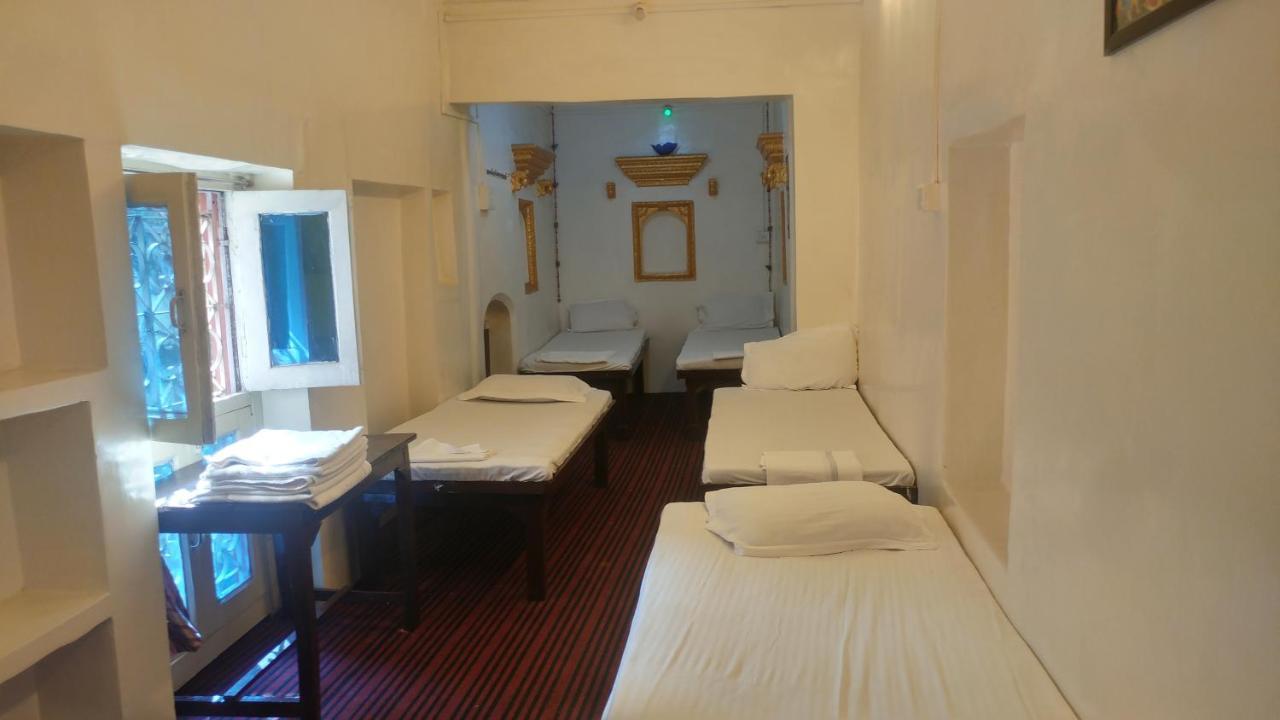 Kanha Paying Guest House Váránasí Exteriér fotografie
